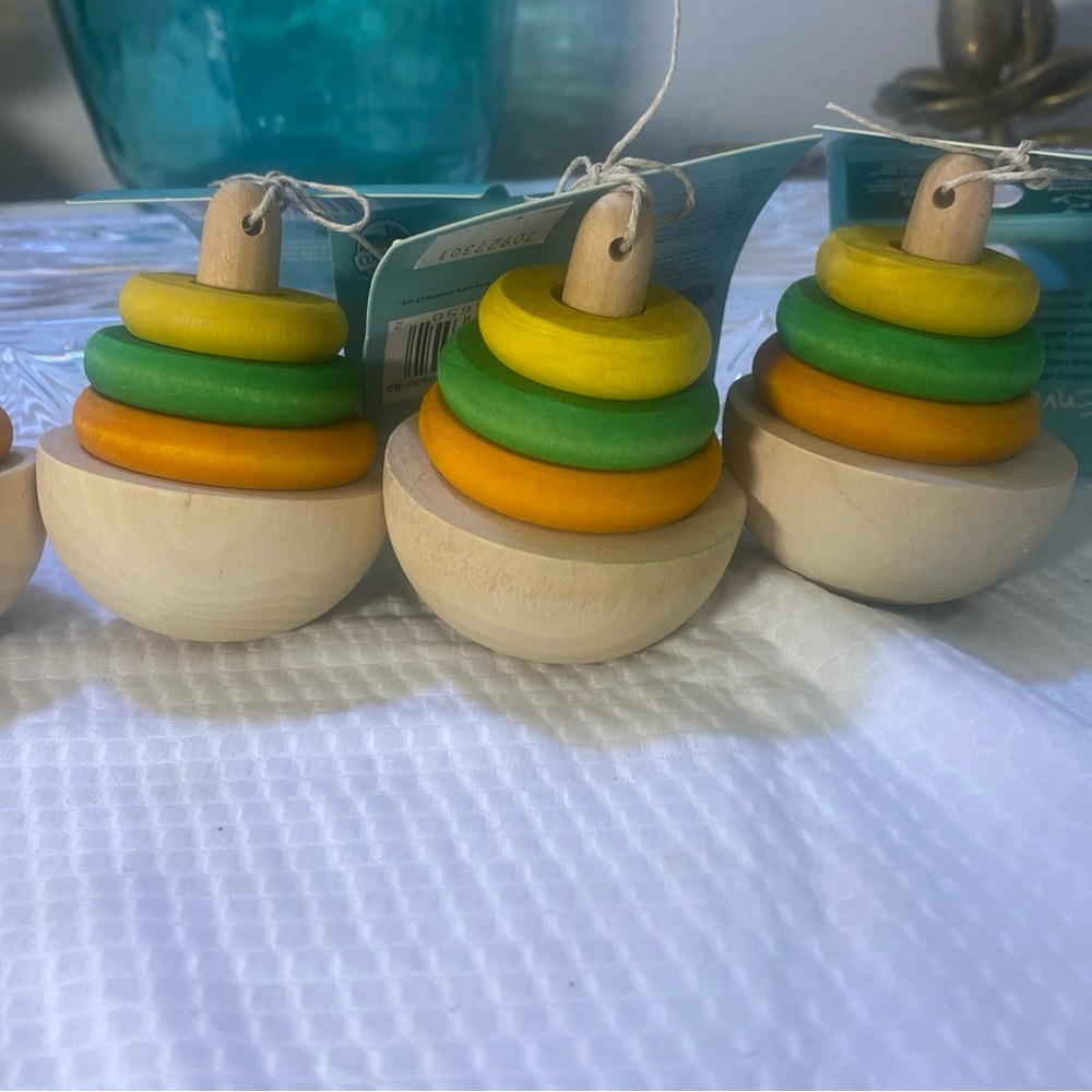 2..Oxbow Enriched Life Wobbly Ring Stack For Small Animals rabbits, guinea pigs - Picture 5 of 7